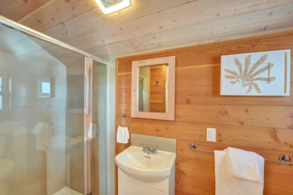 Mudroom Photo of BLK D DL 355 Cascade Bay, Harrison Hot Springs, BC