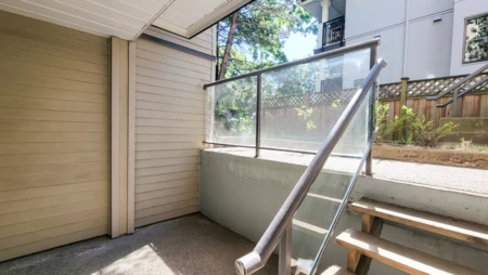 Laundry Room Photo of 3167 Laurel Street, Vancouver, BC