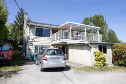 710 Gibsons Way, Gibsons, BC, Gibsons — Single Family Residence for sale