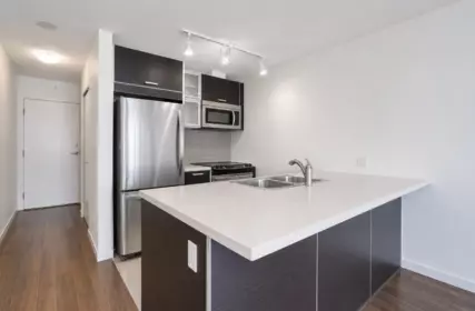 3303 9981 Whalley Boulevard, Surrey, BC, Surrey — Apartment/Condo for sale