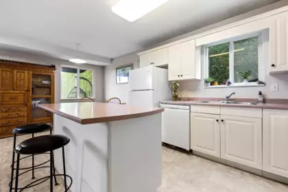 Hot Tub / Spa Photo of 46733 Sylvan Drive, Chilliwack, BC
