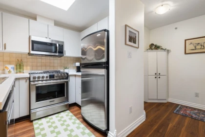 Office / Den Photo of 404 2741 E Hastings Street, Vancouver, BC