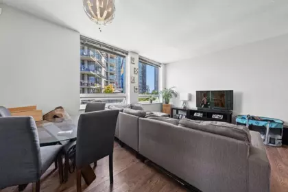 Breakfast Nook Photo of 806 633 Kinghorne Mews, Vancouver, BC
