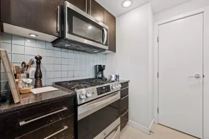 806 633 Kinghorne Mews, Vancouver, BC, Vancouver — Apartment/Condo for sale