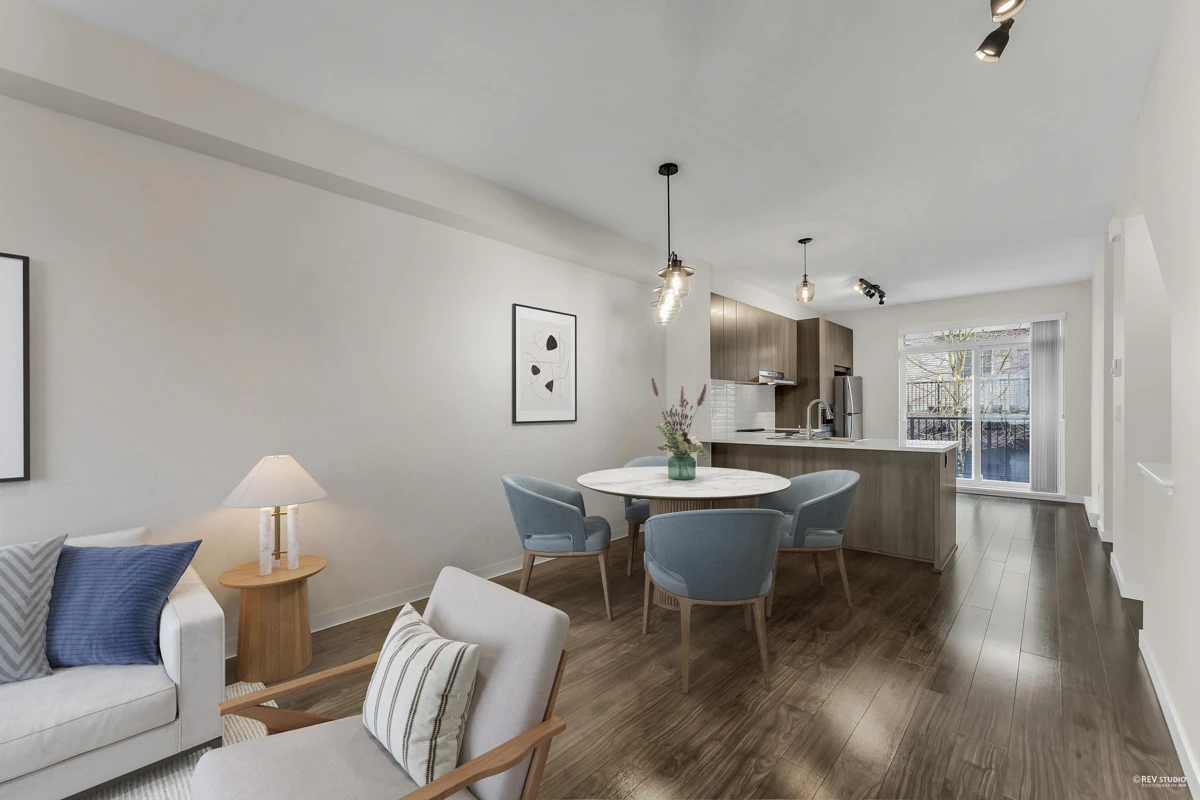 Living Room Photo of 25 30930 Westridge Place, Abbotsford, BC