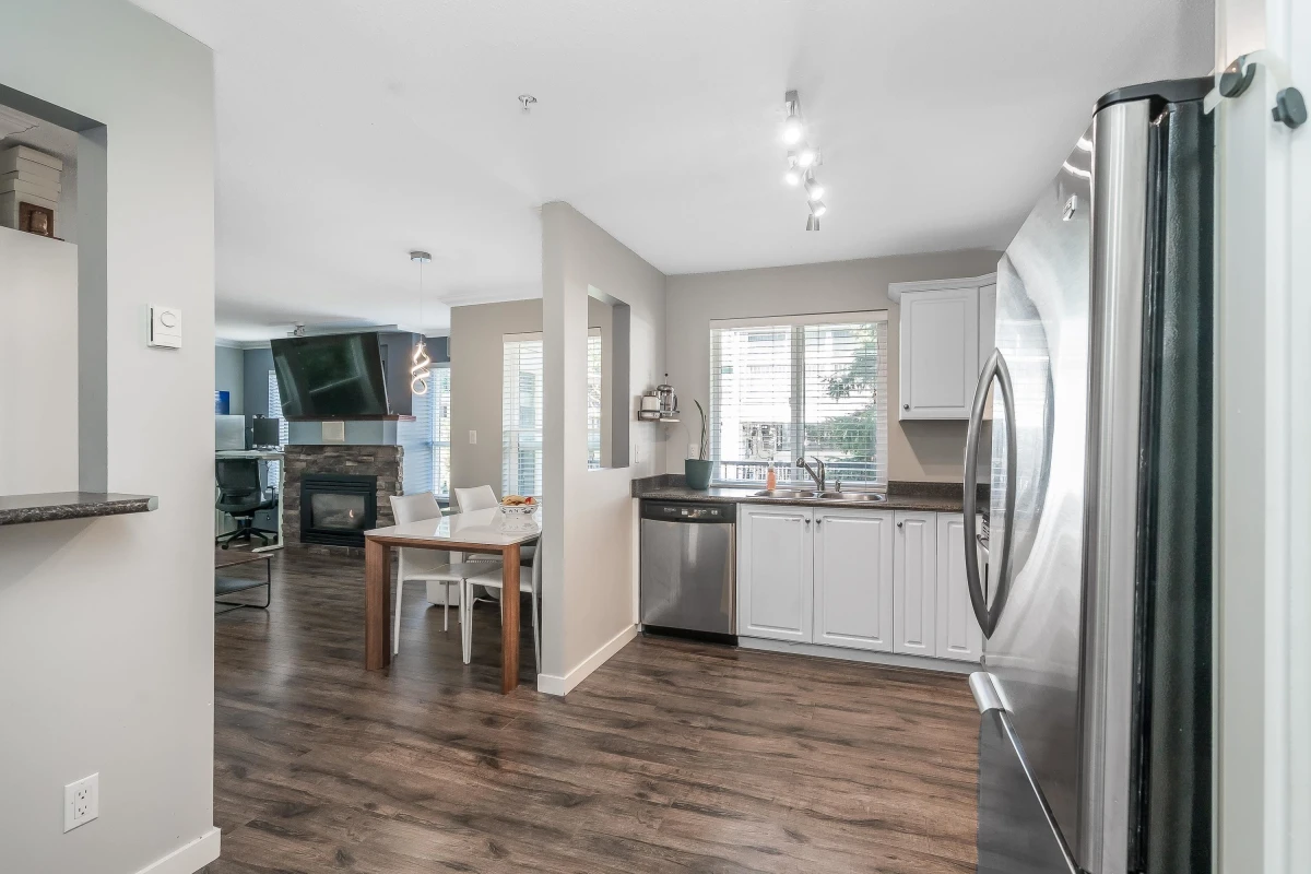 Family Room Photo of 209 33480 George Ferguson Way, Abbotsford, BC