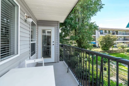 Breakfast Nook Photo of 209 33480 George Ferguson Way, Abbotsford, BC