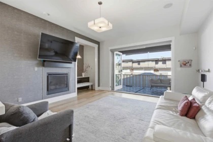 15871 28 Avenue, Surrey, BC, Surrey — Single Family Residence for sale