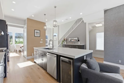 Kitchen Photo of 15871 28 Avenue, Surrey, BC