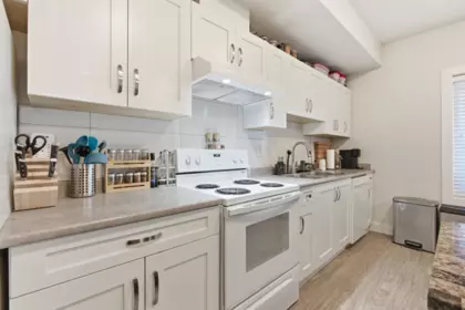 Laundry Room Photo of 15871 28 Avenue, Surrey, BC