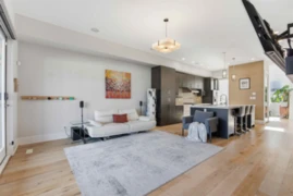 15871 28 Avenue, Surrey, BC