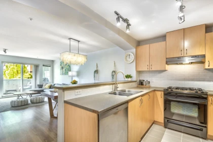 106 9233 Government Street, Burnaby, BC, Burnaby — Apartment/Condo for sale