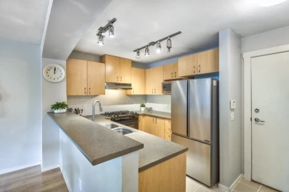 106 9233 Government Street, Burnaby, BC, Burnaby — Apartment/Condo for sale