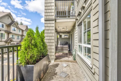Office / Den Photo of 106 9233 Government Street, Burnaby, BC