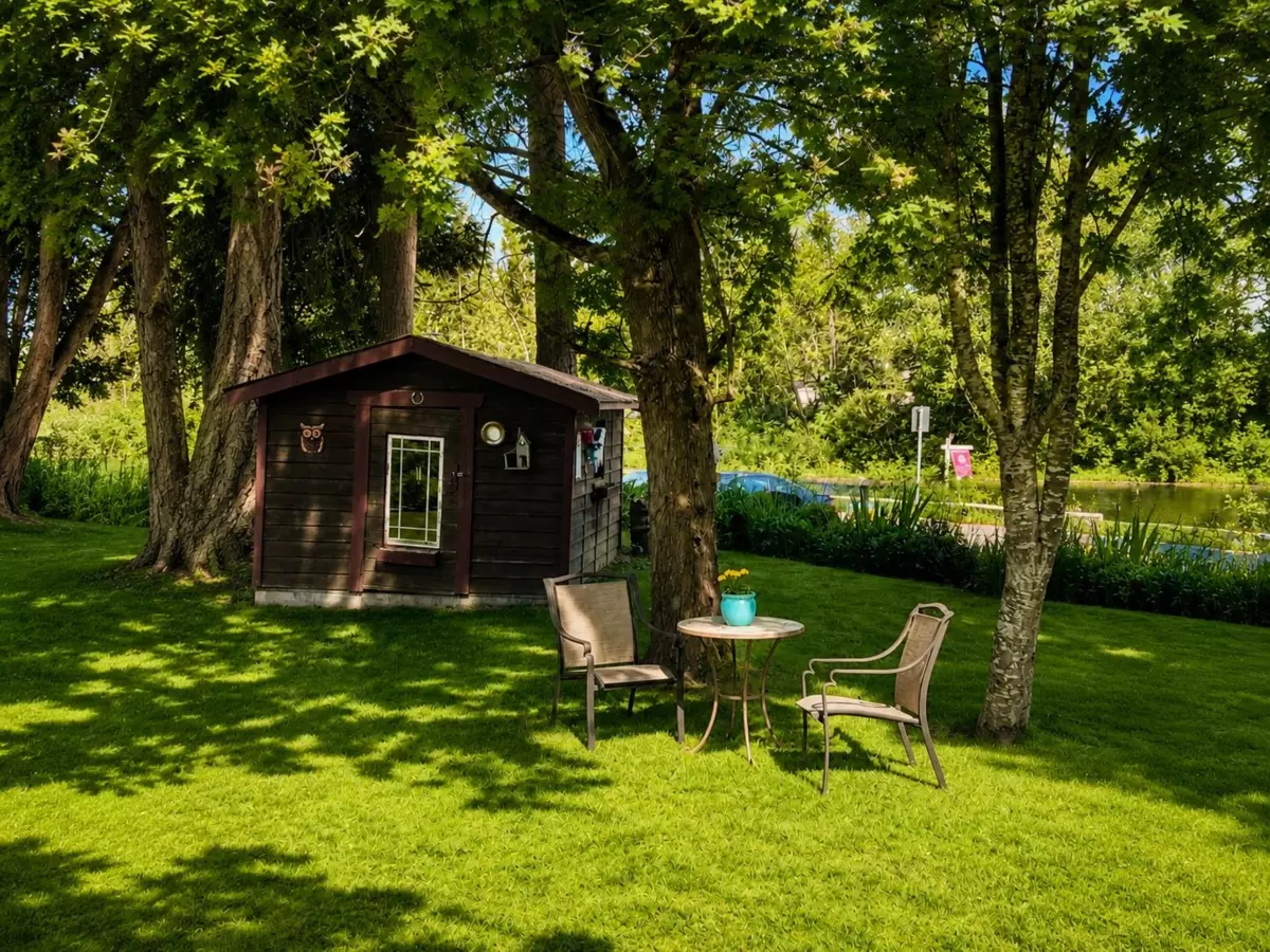 Family Room Photo of 16937 Avenue, Surrey, BC