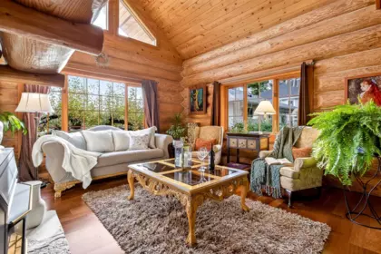Loft / Bonus Room Photo of 16937 Avenue, Surrey, BC