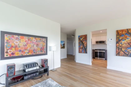 Primary Bedroom Photo of 905 15030 101 Avenue, Surrey, BC