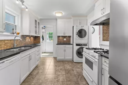Pantry Photo of 178 E King Edward Avenue, Vancouver, BC