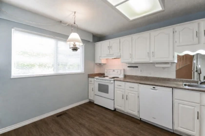 Kitchen Island Photo of 2 10771 Mortfield Road, Richmond, BC