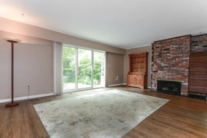 Walk-In Closet Photo of 2 10771 Mortfield Road, Richmond, BC