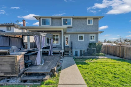 Outdoor Deck Photo of 4133 Victory Street, Burnaby, BC