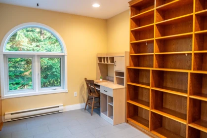 Basement Recreation Room Photo of 37189 Schooner Way, Pender Island, BC