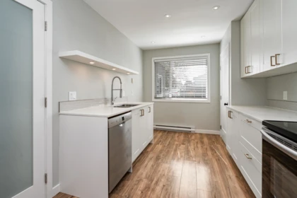 182 Springfield Drive, Langley, BC, Langley — Single Family Residence for sale