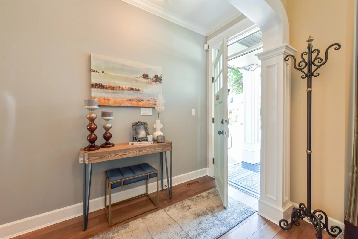 Living Room Photo of 14876 34 Avenue, Surrey, BC