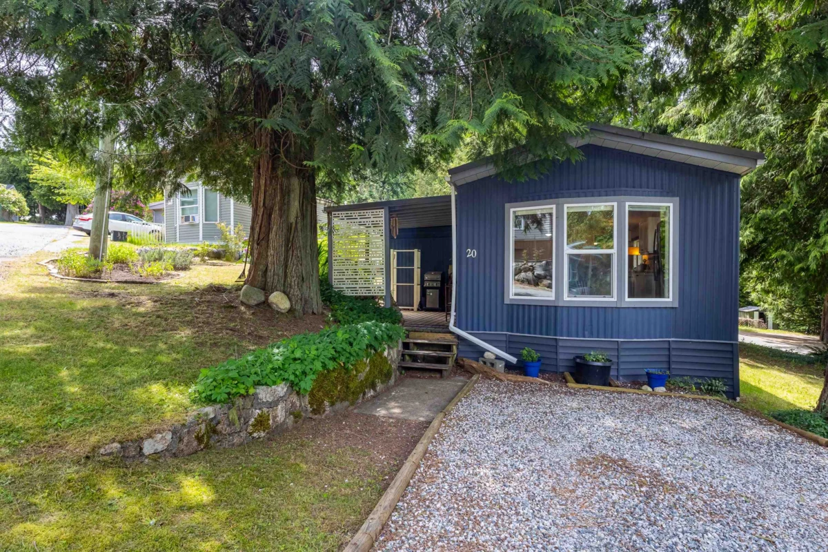 Laundry Room Photo of 20 1416 North Road, Gibsons, BC