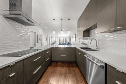 Kitchen Photo of 204 2 Renaissance Square, New Westminster, BC