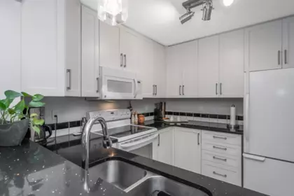 Kitchen Island Photo of 216 1242 Town Centre Boulevard, Coquitlam, BC