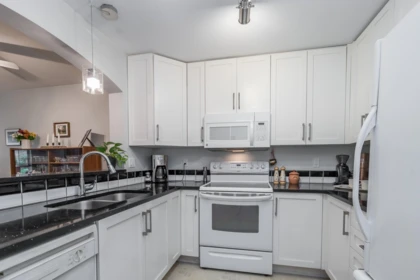 Kitchen Photo of 216 1242 Town Centre Boulevard, Coquitlam, BC