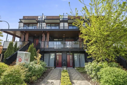 Outdoor Deck Photo of 2296 E 33rd Avenue, Vancouver, BC