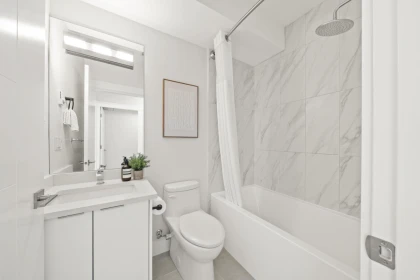 Powder Room Photo of 2296 E 33rd Avenue, Vancouver, BC