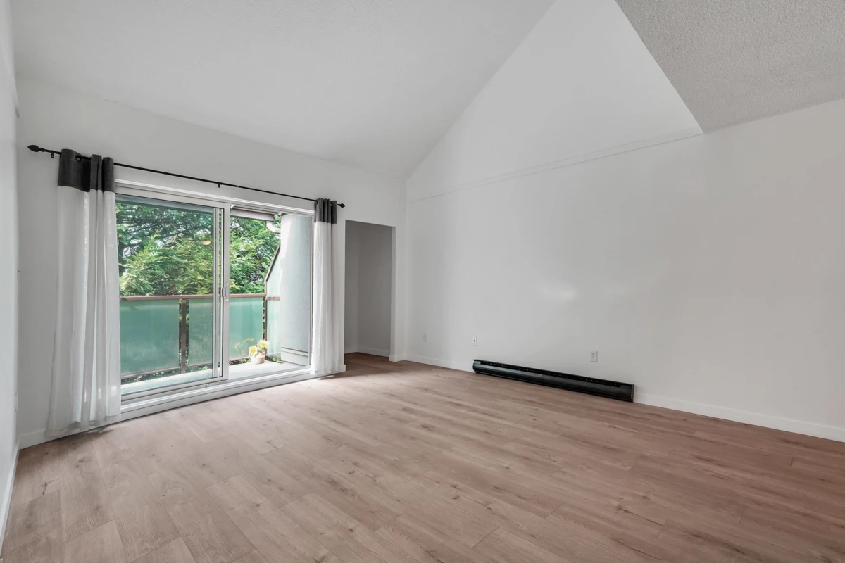 Family Room Photo of 311 4363 Halifax Street, Burnaby, BC