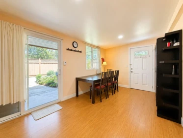 Kitchen Island Photo of 7031 Lindsay Road, Richmond, BC