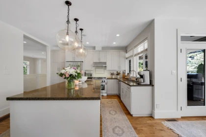 Kitchen Photo of 1001 Condor Place, Squamish, BC