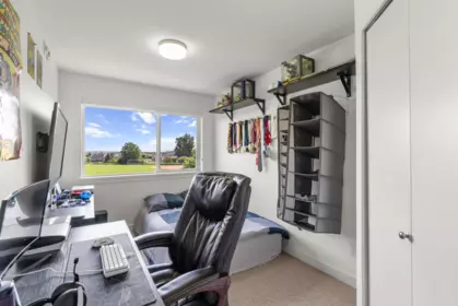 Entry Foyer Photo of 39 4292 Wolf Way, Tsawwassen, BC