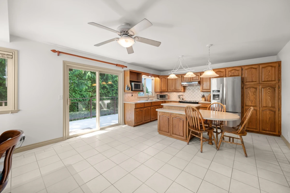 Family Room Photo of 2568 Trillium Place, Coquitlam, BC