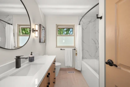 Mudroom Photo of 2568 Trillium Place, Coquitlam, BC