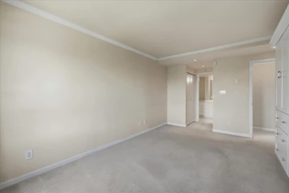 Basement Recreation Room Photo of 901 2988 Alder Street, Vancouver, BC