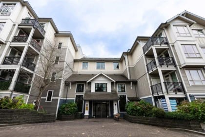 104 13897 Fraser Highway, Surrey, BC, Surrey — Apartment/Condo for sale