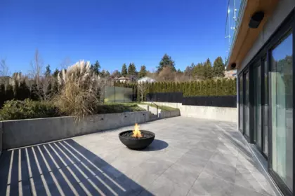 Front Yard Photo of 592 Arthur Erickson Place, West Vancouver, BC