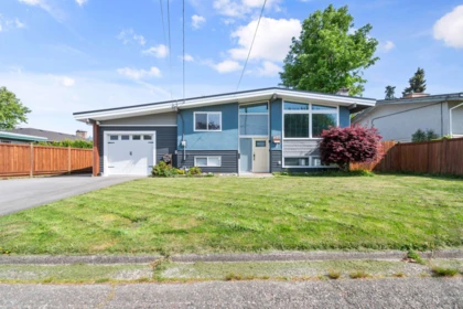 46155 Larch Avenue, Chilliwack, BC, Chilliwack — Single Family Residence for sale