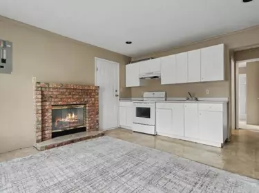 Laundry Room Photo of 12506 75a Avenue, Surrey, BC