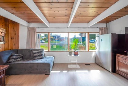 Breakfast Nook Photo of 4067 Sefton Street, Port Coquitlam, BC