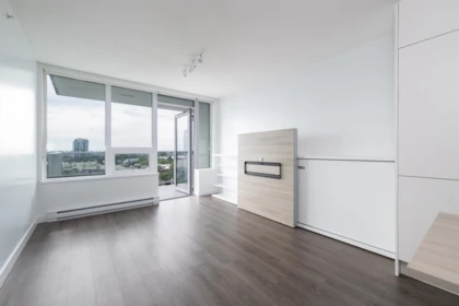 Primary Bathroom Photo of 1012 988 Quayside Drive, New Westminster, BC