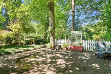 Garden / Landscaping Photo of 25 2315 198 Street, Langley, BC