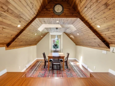 Hot Tub / Spa Photo of 13789 32 Avenue, Surrey, BC