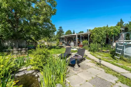 Garden / Landscaping Photo of 19636 8 Avenue, Langley, BC